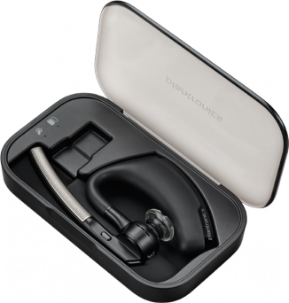 Bluetooth гарнитура + case  Plantronics Voyager Legend